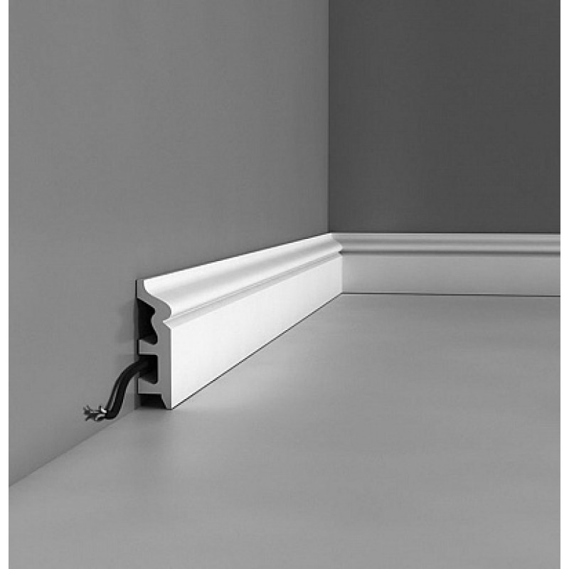 Плинтус напольный SX122