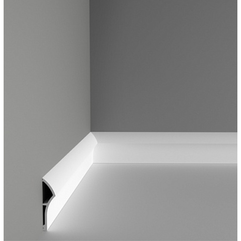 Плинтус напольный SX167