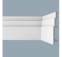 Плинтус напольный из ударопрочного полимера П13 140-20 в Новосибирске