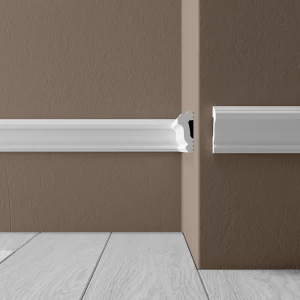 Молдинг из ударопрочного полимера M 40